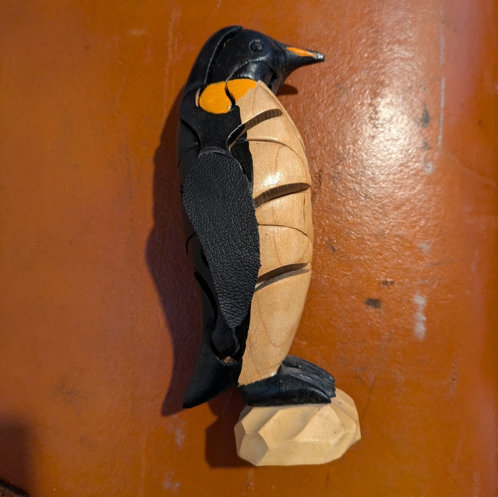 SOLD EBY:Puzzle penguin desk toy handmade